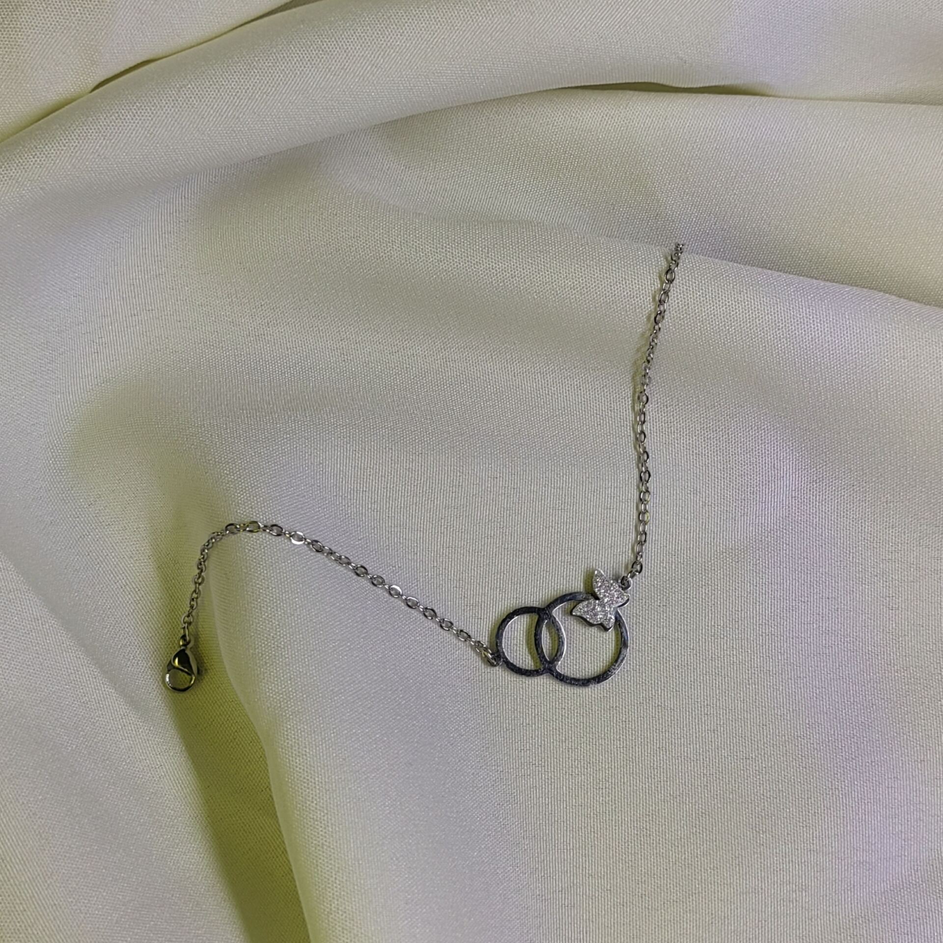  دستبند حلقه پروانه 