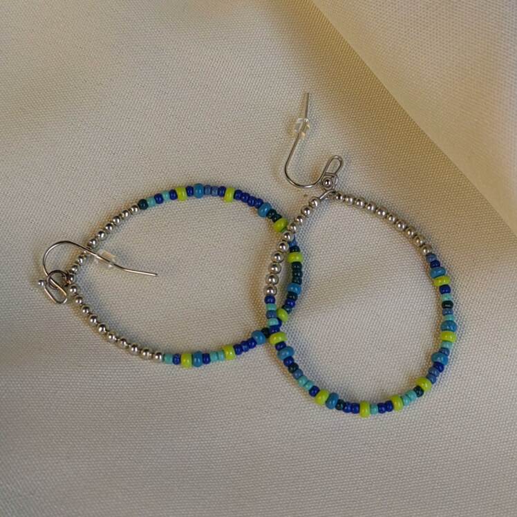 گوشواره مهره رنگی رنگ ثابت